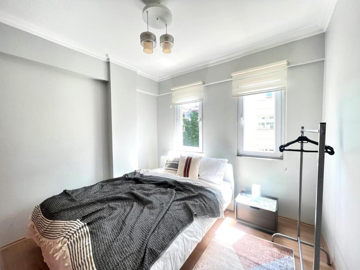 Wonder Homes- Cozy Flat, 2Br, Terrace, Cihangir, Frz3 Istanbul Ngoại thất bức ảnh