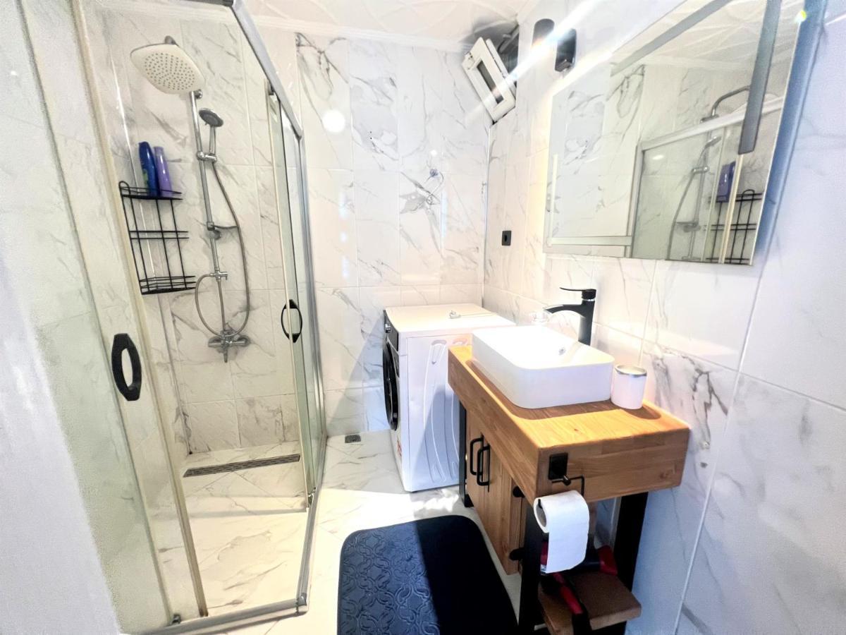 Wonder Homes- Cozy Flat, 2Br, Terrace, Cihangir, Frz3 Istanbul Ngoại thất bức ảnh